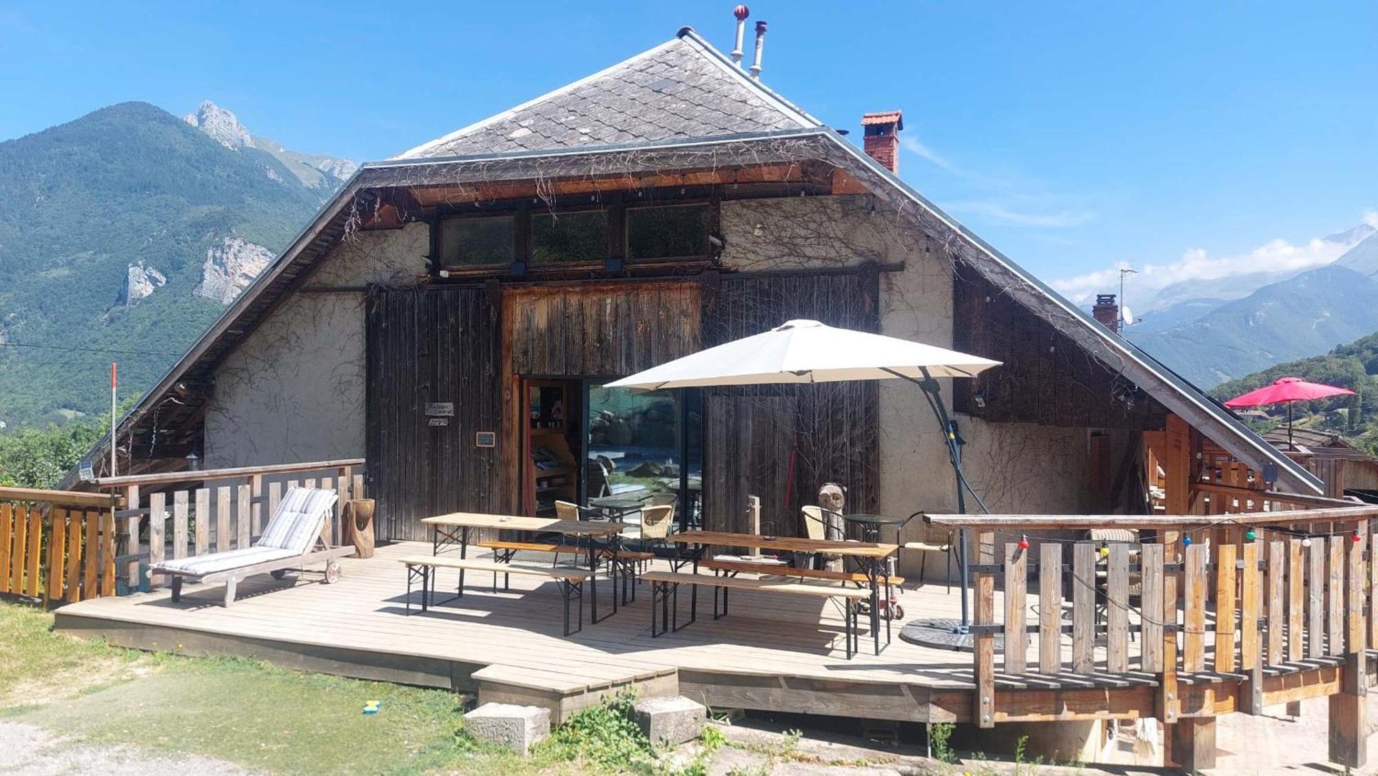 Yourtes Olachat Proche Annecy Faverges Bagian luar foto