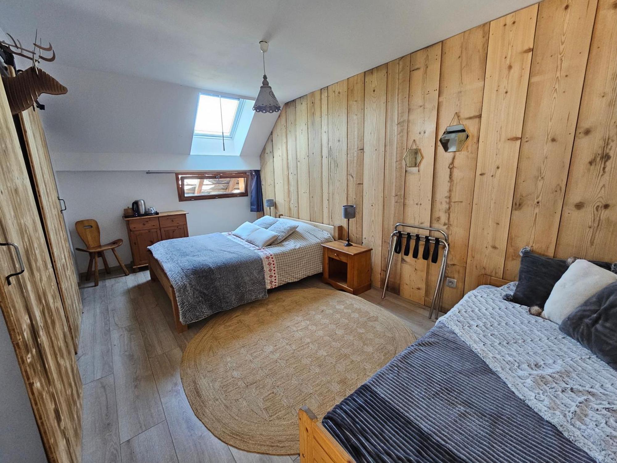 Yourtes Olachat Proche Annecy Faverges Bagian luar foto